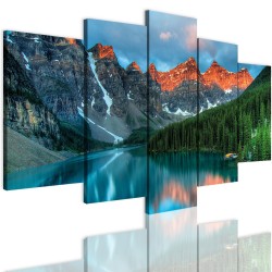 Canvas image spread on the frame 12340