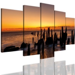 Canvas image spread on the frame 12354